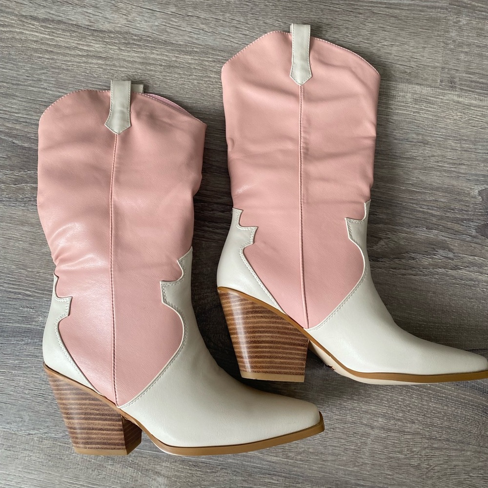 Bellini Pink and White Women's Boots NWOT - Picture 4 of 8